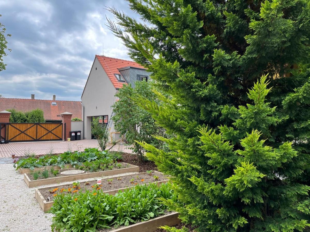 Hotel Separé v zahradě Ratmerice Exteriér fotografie